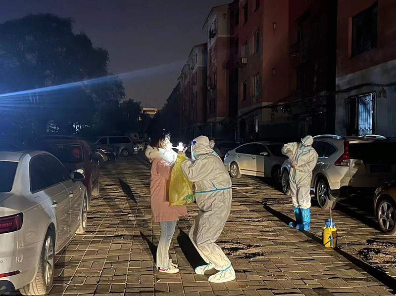 苗雨_副本.jpg